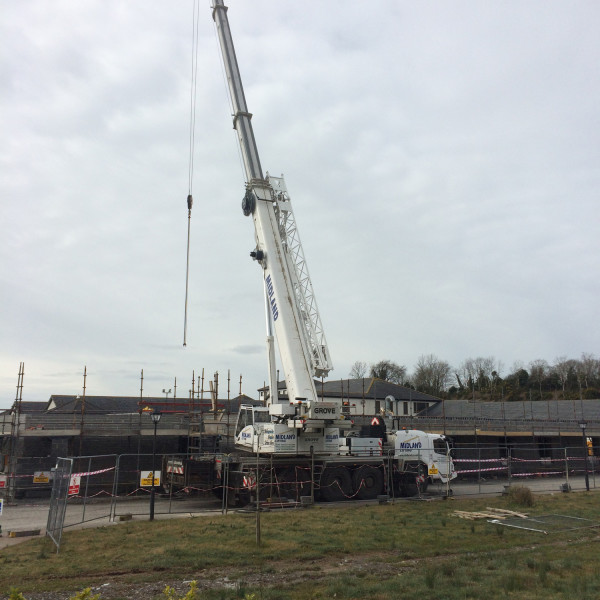 grove crane hire in clara